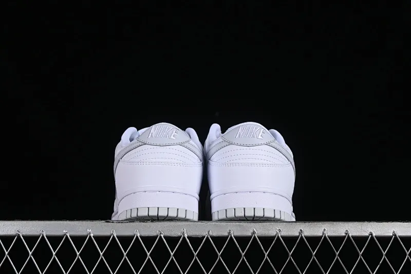 All Categories Nk SB Dunk Series Nk SB Dunk Low Low-top sneakers Nk SB Dunk Low All-white color Low-top casual sports skateboard shoes DV0831-101